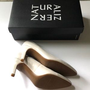 Naturalizer Shoes - Naturalizer Ivory 3 inch heels- size 6.5 Naturalizer Shoes - Naturalizer Ivory 3 inch heels- size 6.5